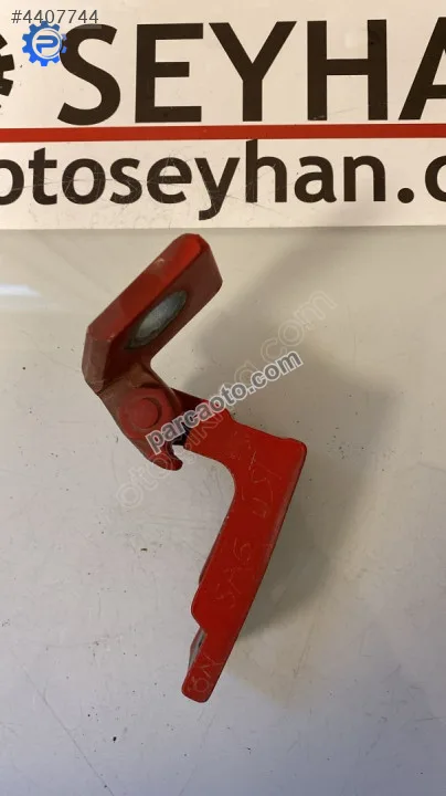 13180564 Opel Corsa D Sağ Ön Kapı Üst Menteşesi