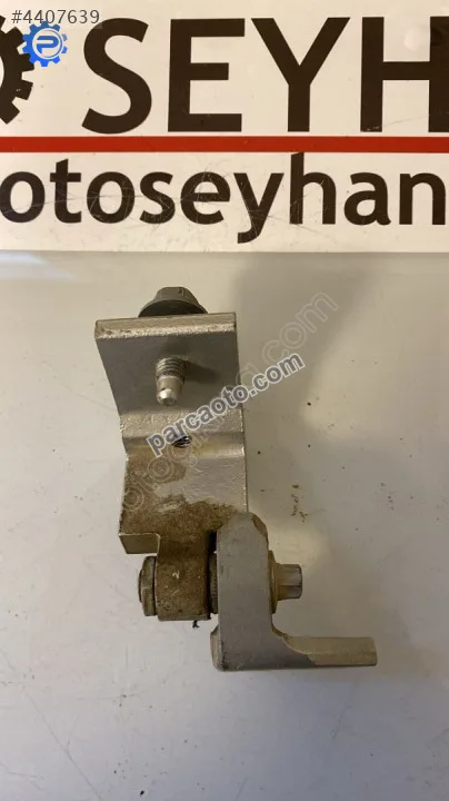 13181939 Opel Corsa D sol arka kapı alt menteşesi