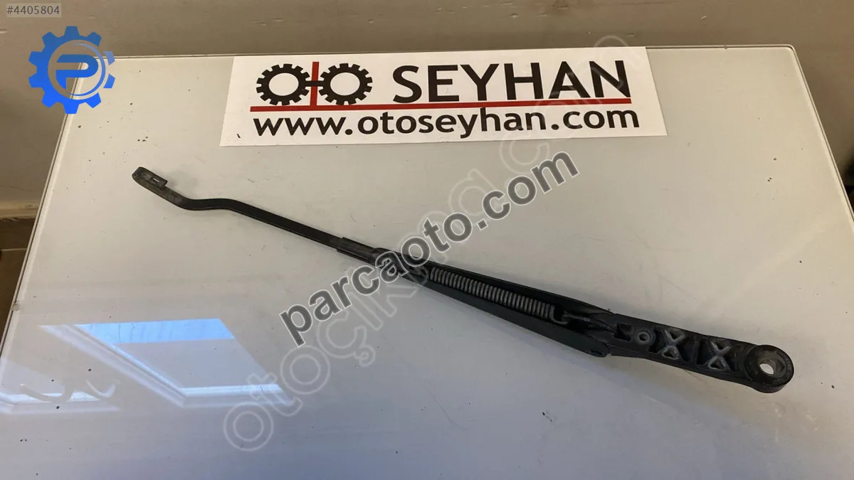 Volkswagen Polo Classic  ön cam sol silecek kolu