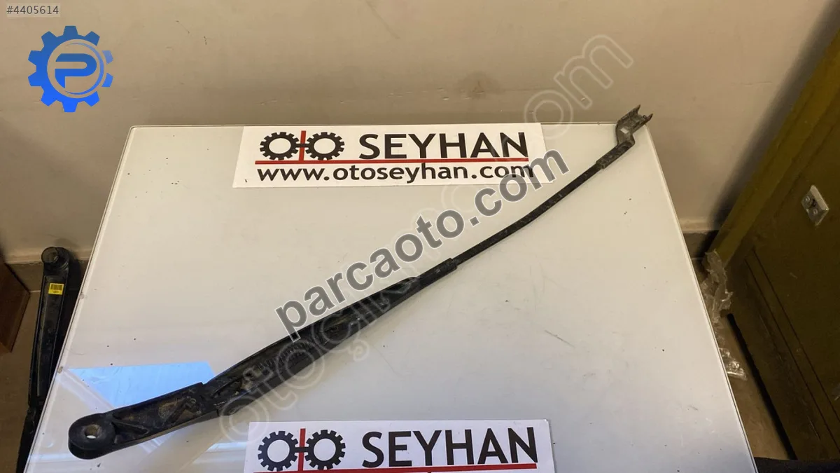3AB955410 Volkswagen Passat B7 sağ ön silecek kolu