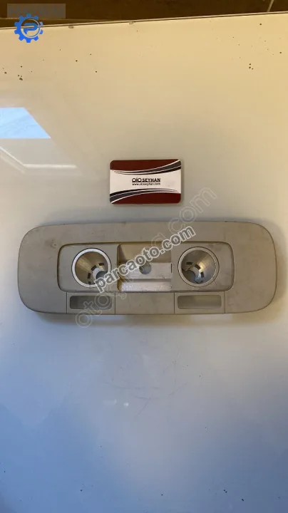 3C0947133 Volkswagen Passat B6 tavan lambası çerçevesi