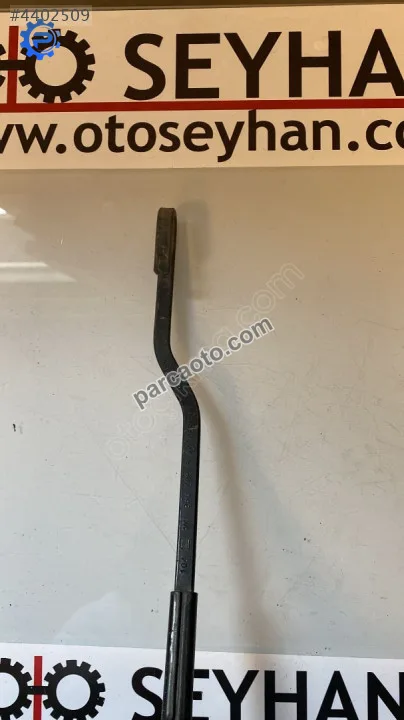 1M1955409B seat leon 2002 sol ön silecek kolu kısa