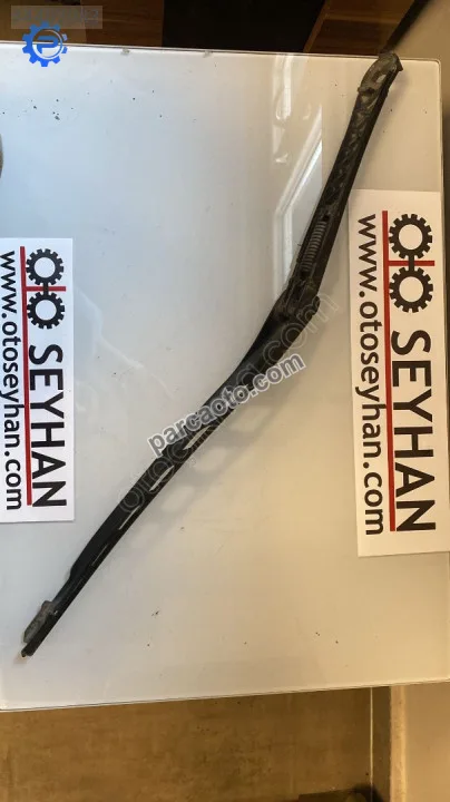 61617035099 7035099 BMW 5 Serisi E60 sol ön kısa silecek kolu