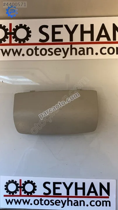 3T0877521 Skoda Yeti 2012 tavan lambası gözlük kabı kapağı