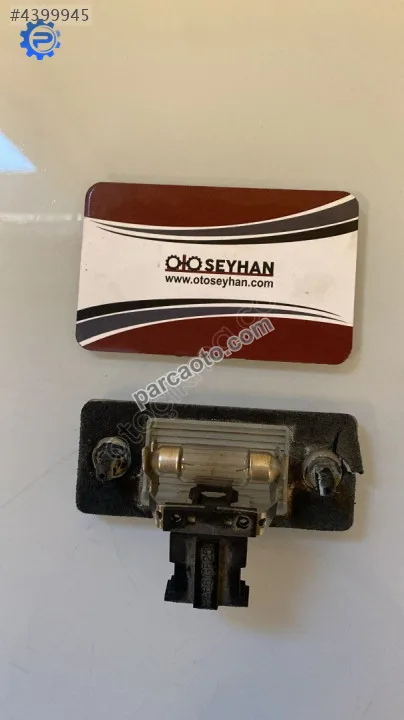 6Y0943021E Skoda Yeti 2012 plaka lambası 6Y0943021E Skoda Yeti 2012 plaka lambası