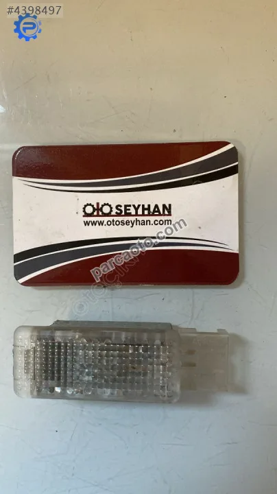 6L0947565 volkswagen caddy 2009 torpido iç aydınlatma lambası