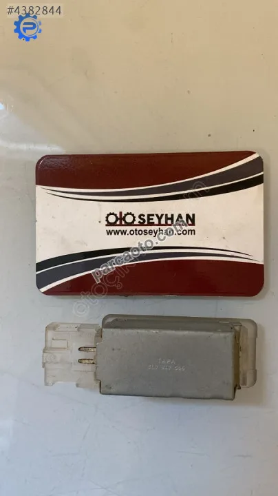 6L0947565 volkswagen golf 6  caddy torpido iç aydınlatma lambası