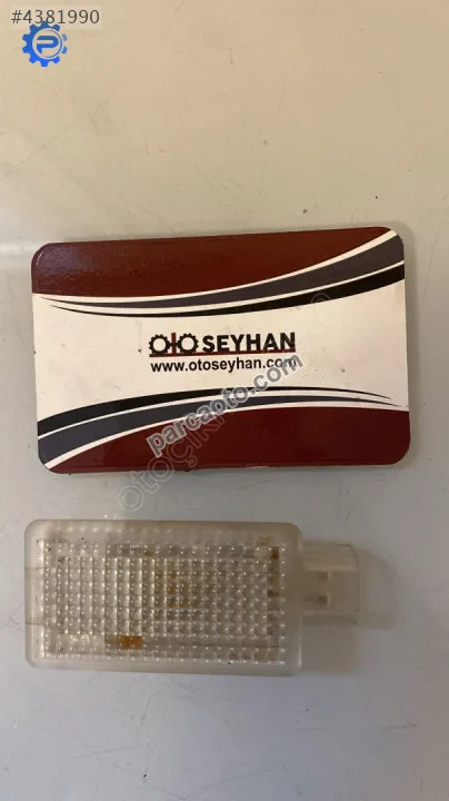 8E0947101 audi a3 2010 torpido-ayak aydınlatma lambası