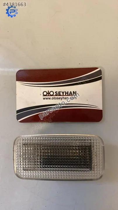 81330-05050 toyota corolla yaris avensis iç aydınlatma lambası