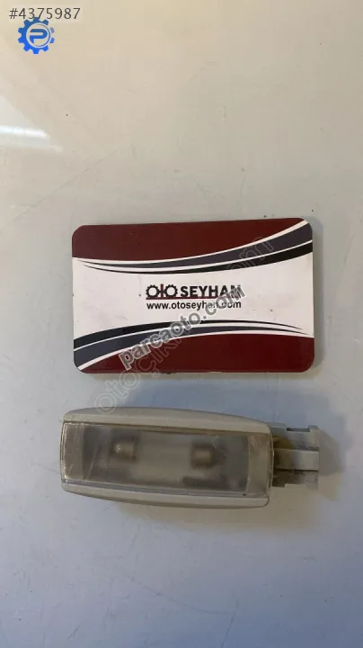 1K0947109 Passat B6 güneşlik lambası