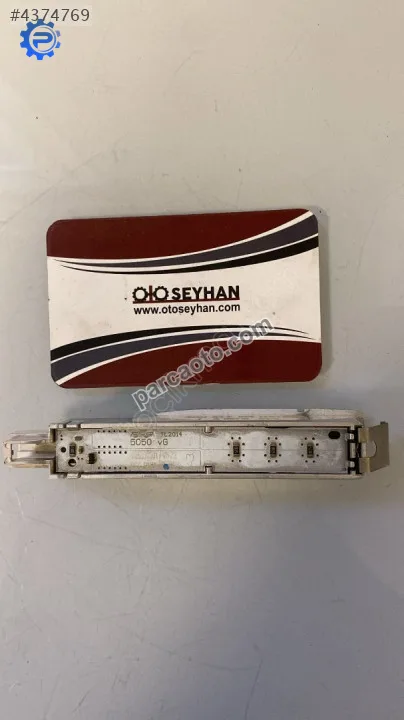 3G0947109 Passat b8 güneşlik lambası ledli