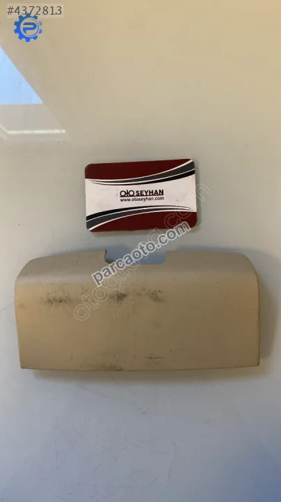 561868837 jetta 2012 gözlük kabı iç matı