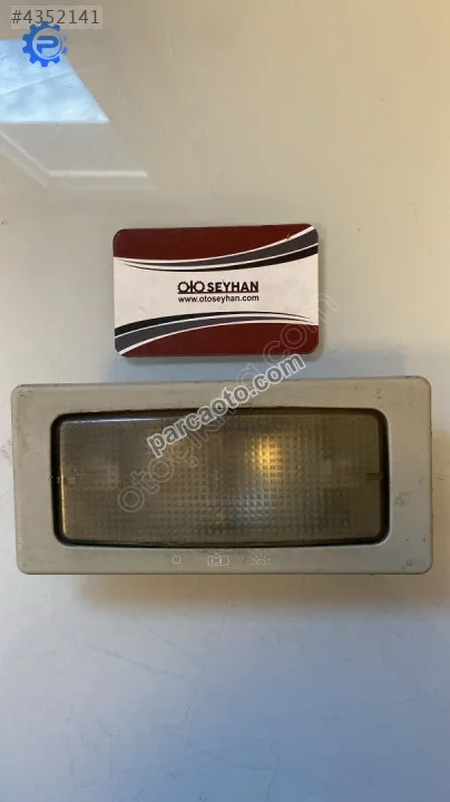 6K0947105D volkswagen caddy ibiza cordoba ön tavan lambası