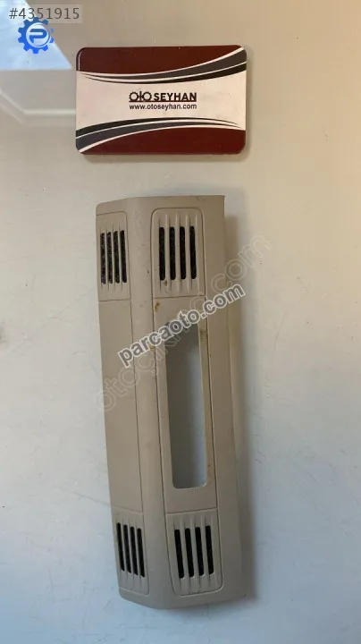 657867071G skoda kamiq 2021 tavan lambası kaplaması
