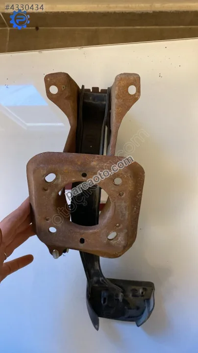 1K1723057AL 1K1723143P golf 6 otomatik fren pedalı