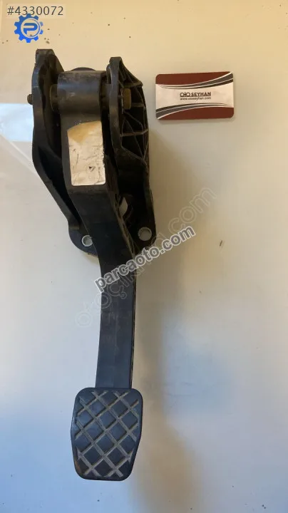 1K1721059ES vw golf 6 debriyaj pedalı