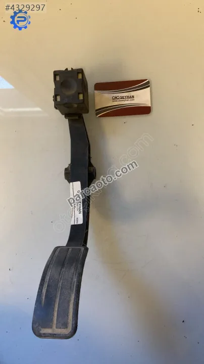 6N1721511B seat ibiza 1998 1.6 aee motor gaz pedalı