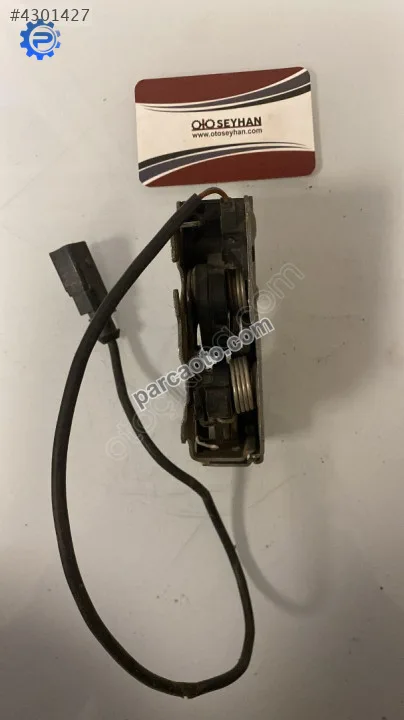 6V0823509D skoda fabia 2016 kaput kilidi