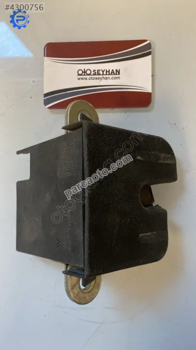 5K0827505A Volkswagen Golf 6 arka bagaj kilidi