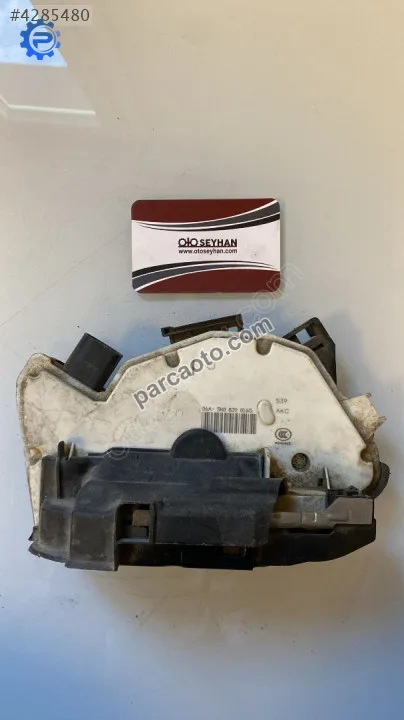 5N0839016G volkswagen tiguan 2014 sağ arka kapı kilidi