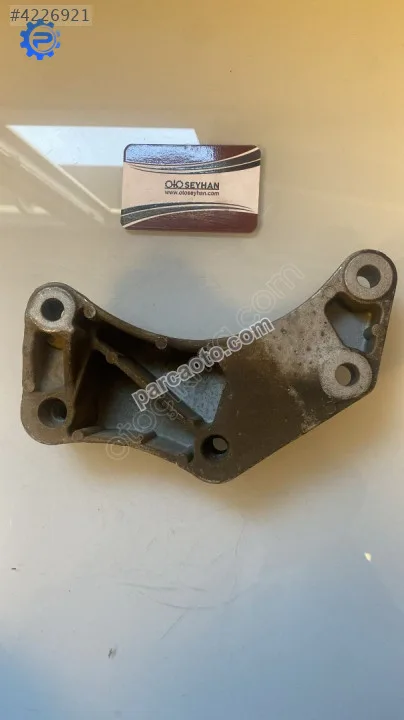 13185906 Opel Corsa d 1.2 benzinli şanzıman bağlanti kulağı 13185906 Opel Corsa d 1.2 benzinli şanzıman bağlanti kulağı