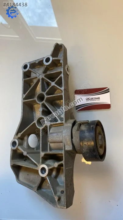 036145169G polo ibiza cgg motor şarjdinamo bağlantı braketi