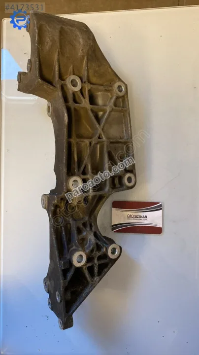 06A903143P seat skoda audi 1.6 şarj dinamosu braketi