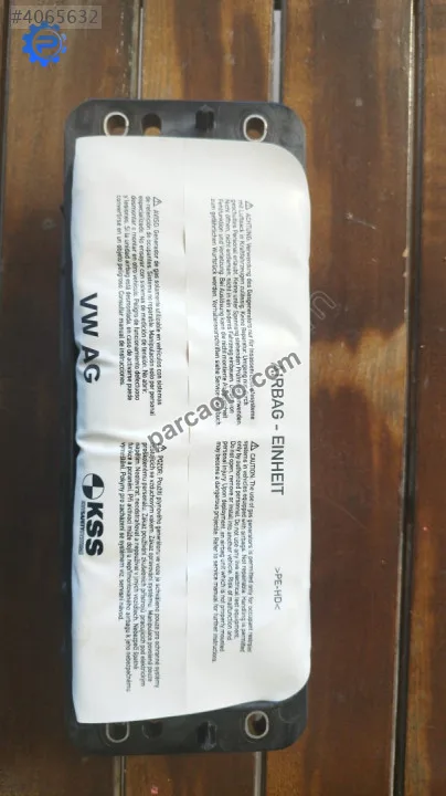 8V0880204E Golf 7 A3 göğüs yolcu airbagi