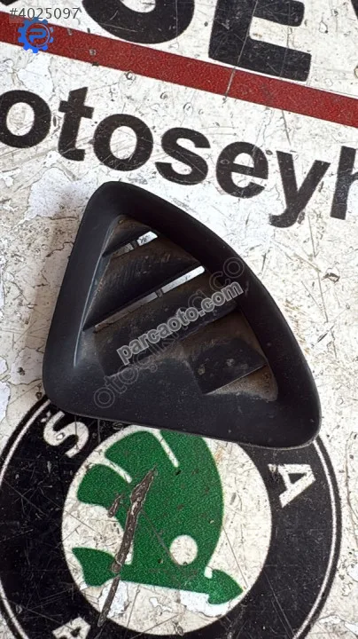 toyota corolla 1993 efsane kasa göğüs sağ üst havalandırma ızgara
