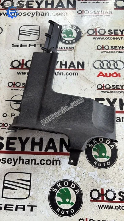5K1858368 vw golf 6 gösterge paneli tutucu plastiği