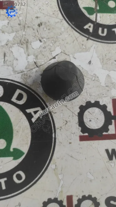 Skoda rapid 2016 motor kaput ayar lastiği
