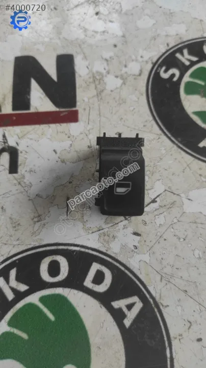 5JA959855 Skoda rapid sağ ön kapı cam düğmesi