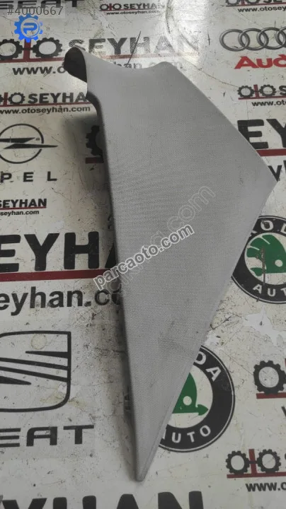 5JA867288 Skoda rapid 2016 sağ arka direk kaplaması .