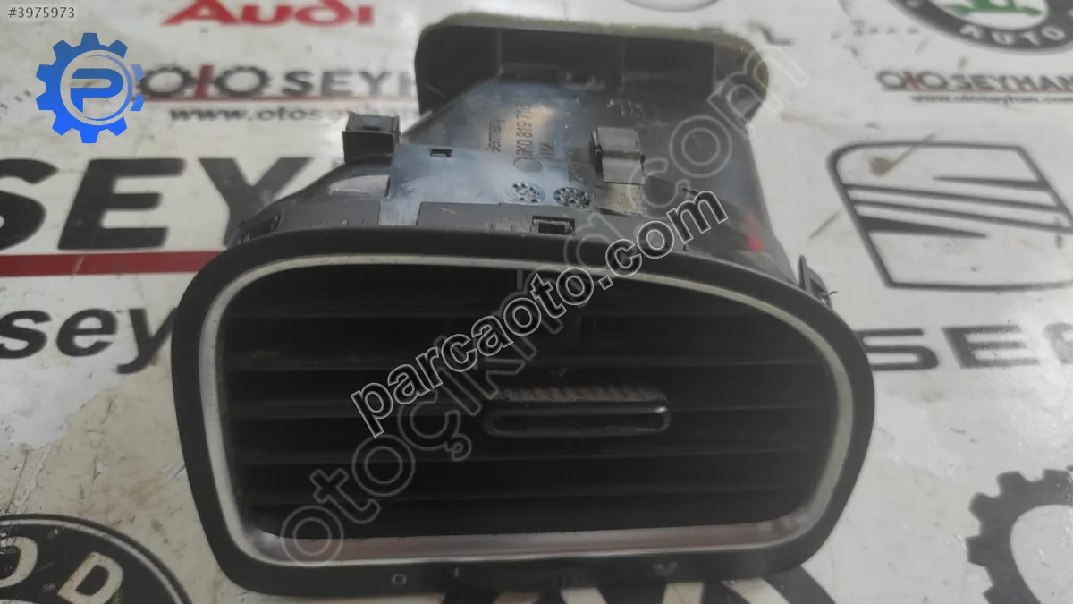 5K0819710D Golf 6 göğüs sağ havalandırma ızgarası