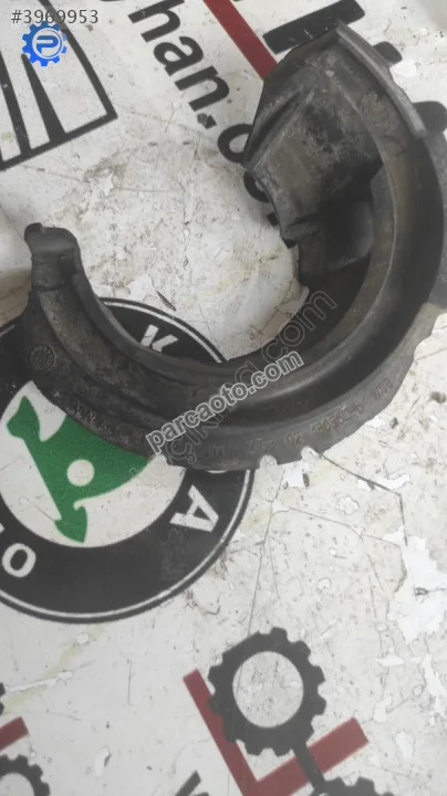 5Q0412545D Golf 6 ön helezon alt lastiği