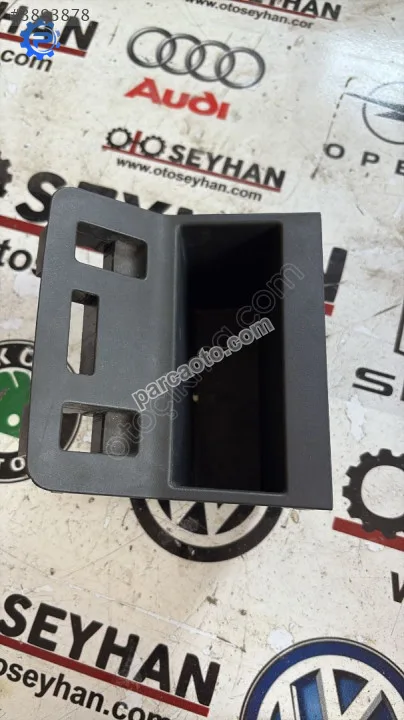 6K0863287 seat cordoba 2001 orta konsol cam düğmesi çerçevesi