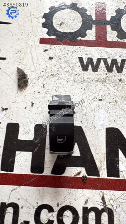 5K0959855 vw tiguan 2015 sağ arka kapı cam düğmesi