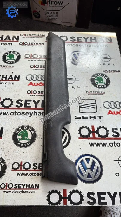toyota corolla efsane kasa sağ arka kapı kartonu üst kaplama