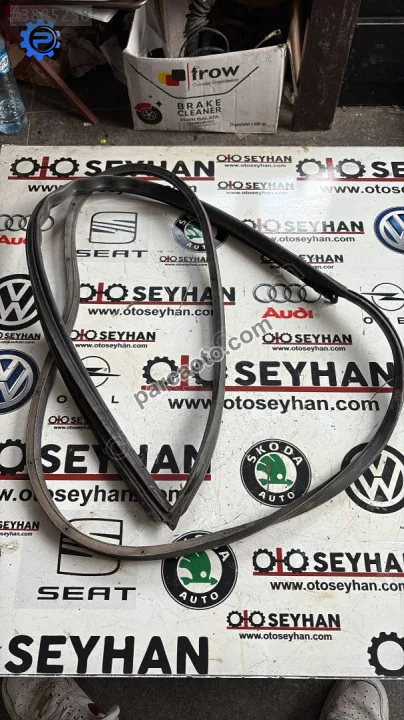 toyota corolla efsane kasa sağ ön kapı çerçeve fitili