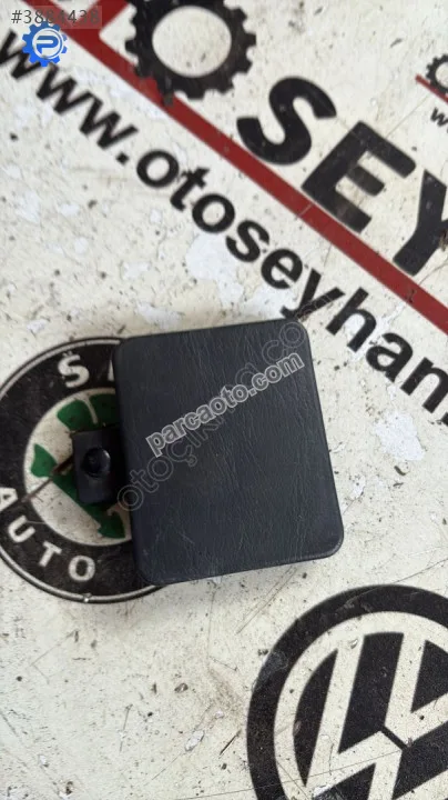 62117-12170 toyota corolla efsane kasa küçük sigorta iç kapağı