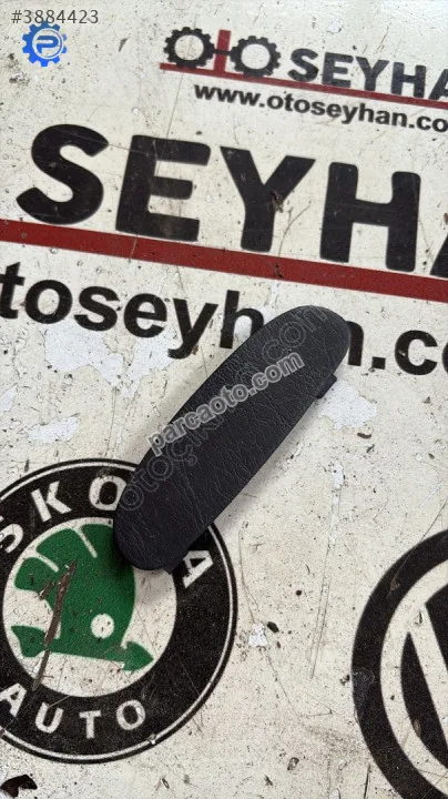 6248812010 corolla efsane sol bagaj direk kaplaması vida kapağı