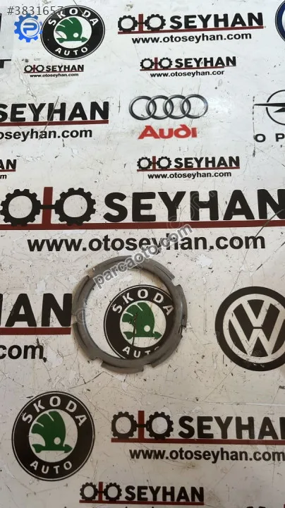 1K0201375 golf 6 yakıt şamandırası kilit çemberi
