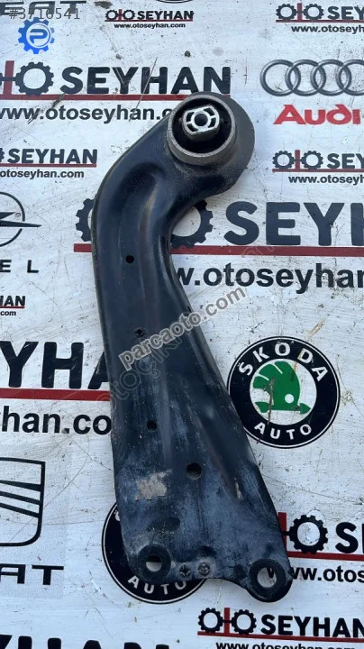 5Q0505225C Passat b8.5 b8 arka dingil sol bağlantı ayağı salıncak