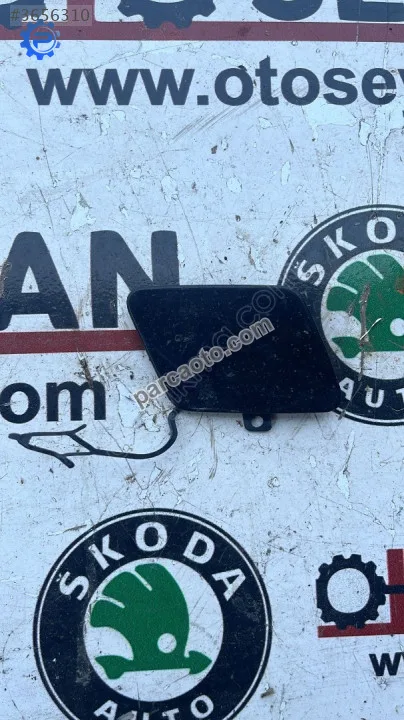 3G0807155D Volkswagen Passat b8.5 b8 ön tampon çeki demir kapağı 3G0807155D Volkswagen Passat b8.5 b8 ön tampon çeki demir kapağı