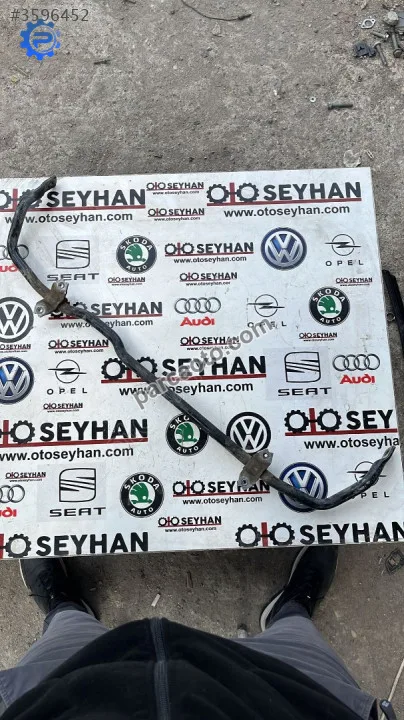 3G0411303A 3G0411303 vw Passat b8.5 b8 ön viraj denge demiri