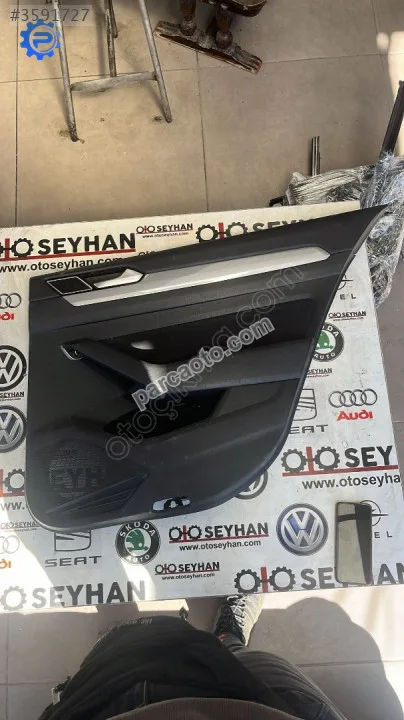 3G5867121 Volkswagen Passat b8.5 sağ arka kapı kartonu