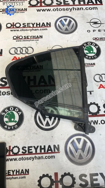 3G5845214 Volkswagen Passat b8.5 b8 sağ arka kapı kelebek camı