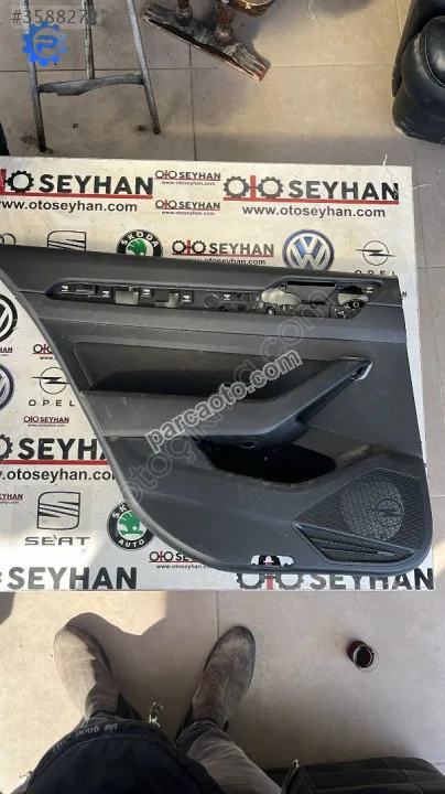 3G5867211 Volkswagen Passat b8.5 b8 sol arka kapı kartonu