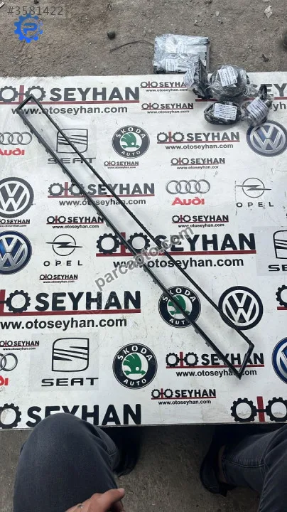 B8.5 göğüs orta havalandırma çerçevesi