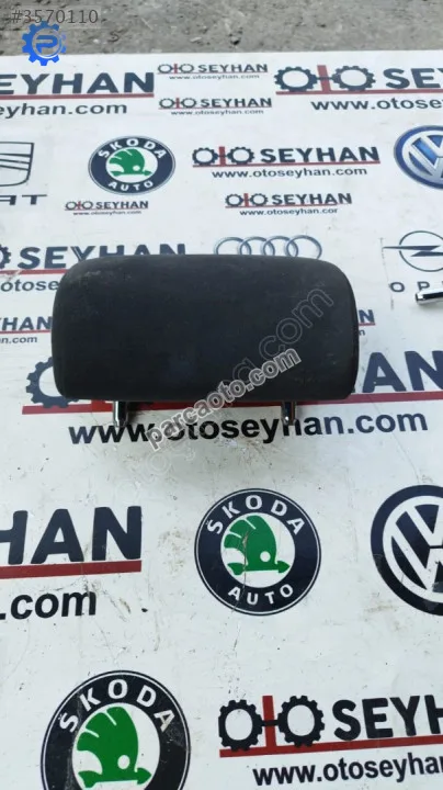 Golf 6 arka orta koltuk başlığı